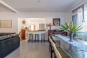 4 quartos piscina 350 m praia