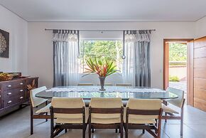 4 quartos piscina 350 m praia