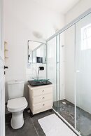 4 quartos piscina 350 m praia