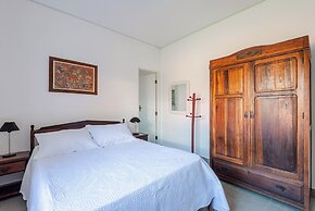 4 quartos piscina 350 m praia