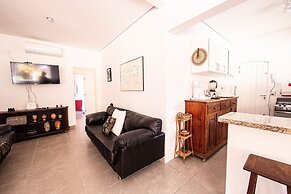 4 quartos piscina 350 m praia