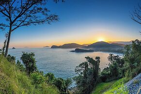 4 quartos piscina 350 m praia