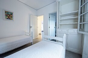 4 quartos piscina 350 m praia