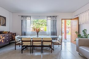 4 quartos piscina 350 m praia