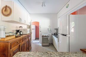 4 quartos piscina 350 m praia