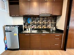 Sea and Sky condo Karon 306