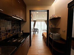 Sea and Sky condo Karon 306