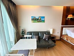 Sea and Sky condo Karon 306