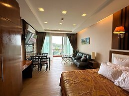 Sea and Sky condo Karon 306