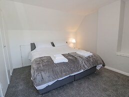 22 Turnberry Road