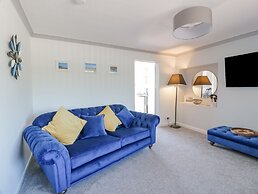 22 Turnberry Road