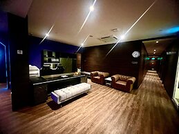 Arena eSports at Orchard