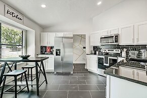 Vibe House Message Now for Summer Special