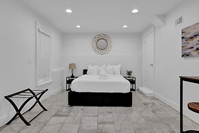 Buckhead Dream Message Now for Summer Special