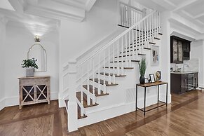 Buckhead Dream Message Now for Summer Special