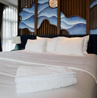 The Moon Boutique Hotel Cat Ba