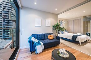 Molly's Little Apartments