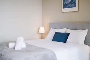 Molly's Little Apartments