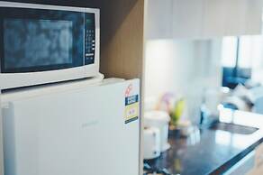 Molly's Little Apartments