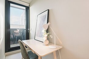 Molly's Little Apartments