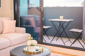 Molly's Little Apartments