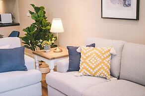 Molly's Little Apartments