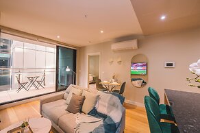 Molly's Little Apartments