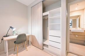 Molly's Little Apartments