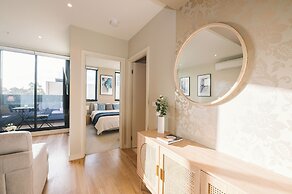 Molly's Little Apartments