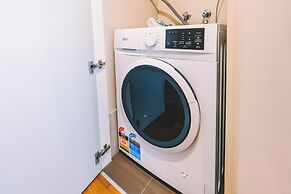 Molly's Little Apartments