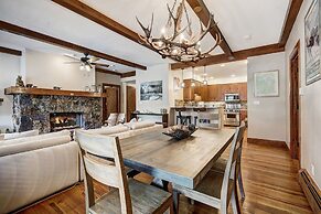 Ski-in/ski-out 2 Br Condo, Heart Of Bachelor Gulch 2 Bedroom Condo by 