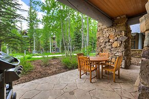 Ski-in/ski-out 2 Br Condo, Heart Of Bachelor Gulch 2 Bedroom Condo by 