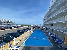 Nassau Inn Beachfront