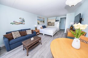 Nassau Inn Beachfront