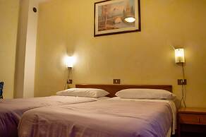 Hotel Serena