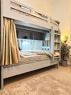 Robin Beach Hostel JBR