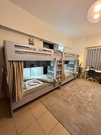 Robin Beach Hostel JBR