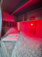 Robin Beach Hostel JBR