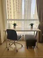 Robin Beach Hostel JBR