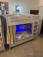 Robin Beach Hostel JBR