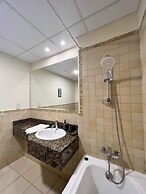 Robin Beach Hostel JBR