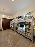 Robin Beach Hostel JBR