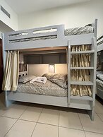 Robin Beach Hostel JBR