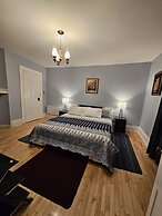 Sunflower Guest Suites