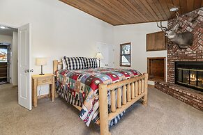 Whiskey Pines Chalet