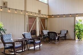 Upscale and Elegant Vistas