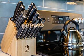 Upscale and Elegant Vistas