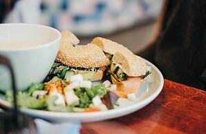 Canal View Stay Amsterdam