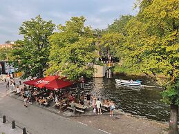 Canal View Stay Amsterdam