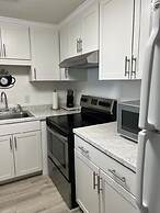 Cozy and Spacious 2B Condo w Private Balcony and Fireplace